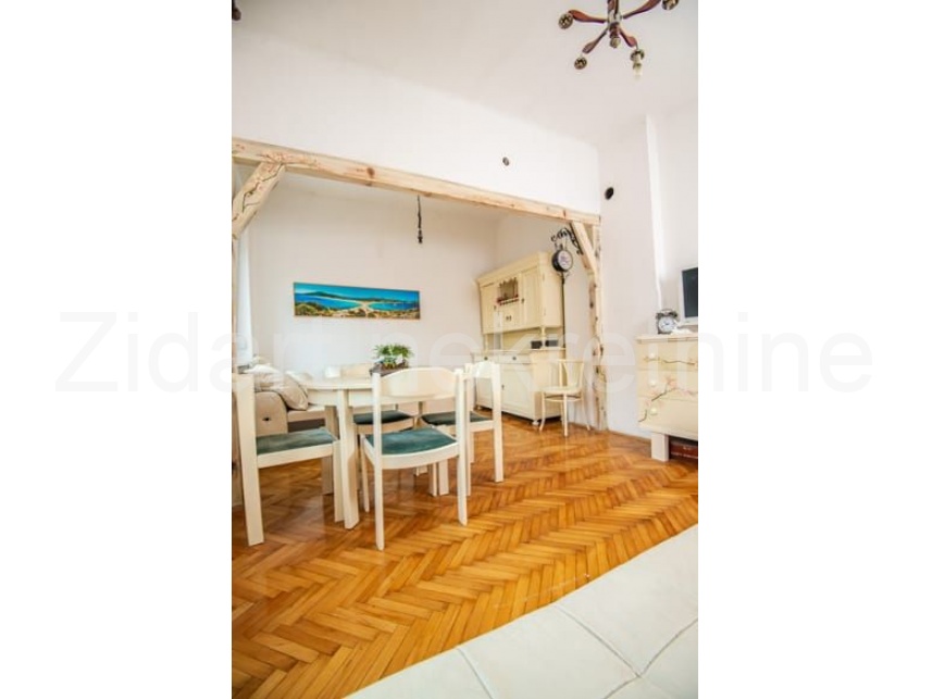Квартира, 1033 м², 256 000$ — FAKTOR